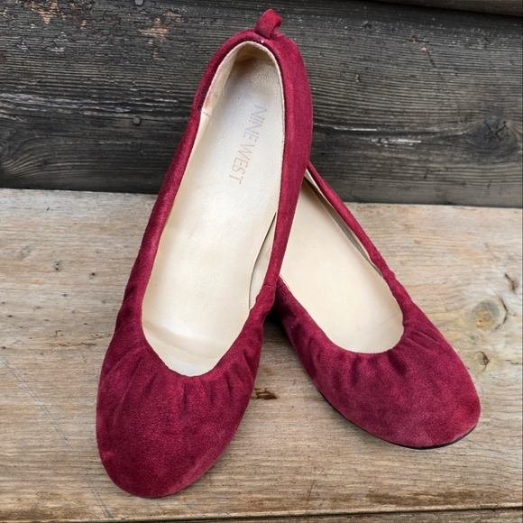 Nine West Carmeno Red Suede, Slip On, Ballet Flats. Women's Size 7M - Picture 12 of 15